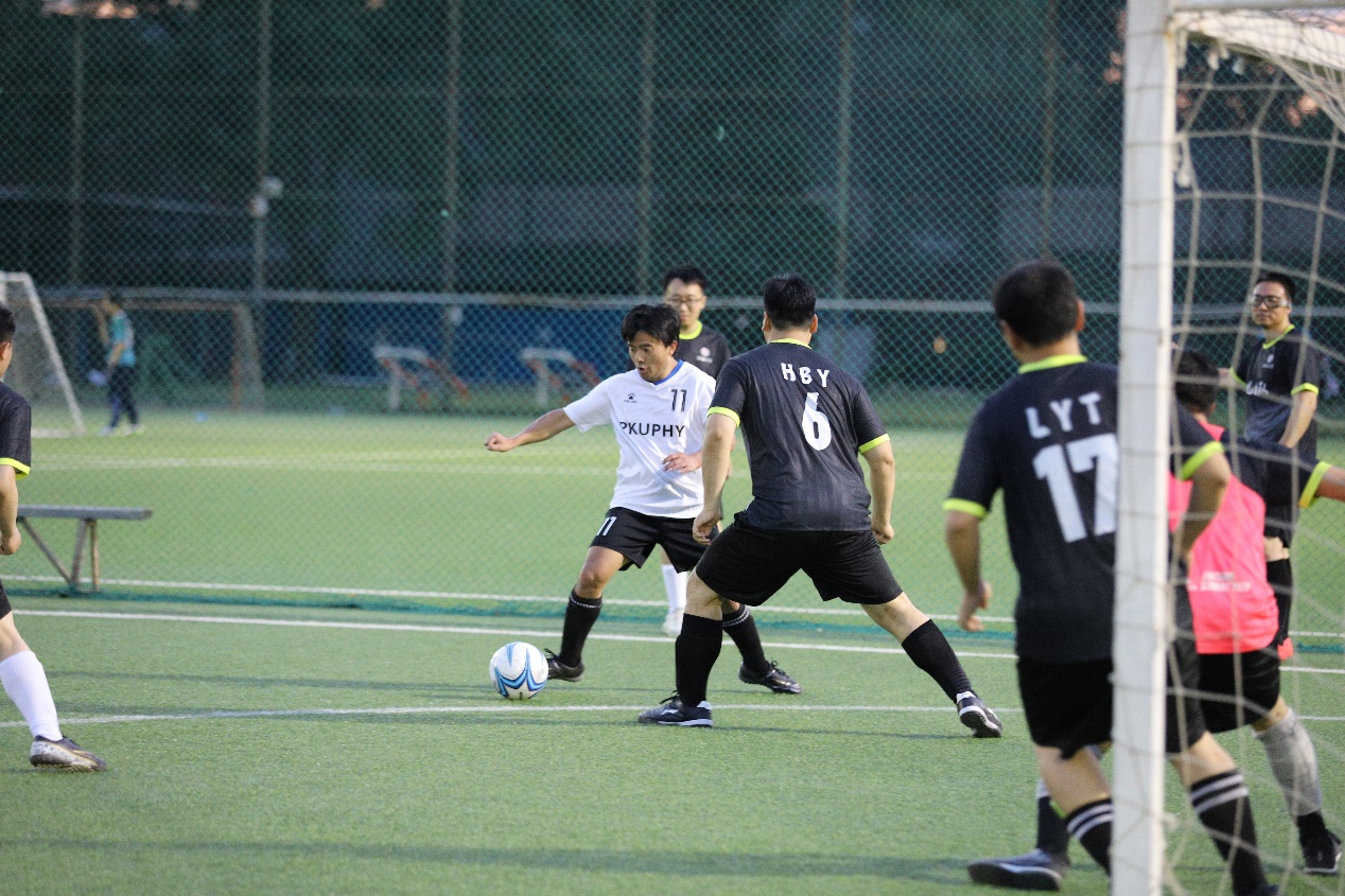2026年北京大学教职工足球赛开赛4.jpg